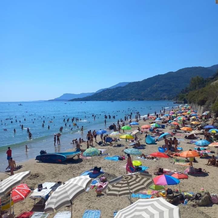 Apartament Casa Fronte Mare Ventimiglia Zewnętrze zdjęcie
